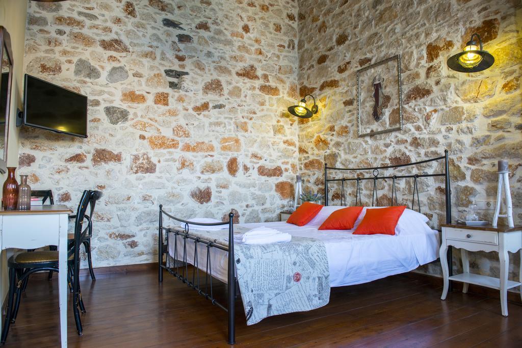 Halkis Muses Villa Bagian luar foto