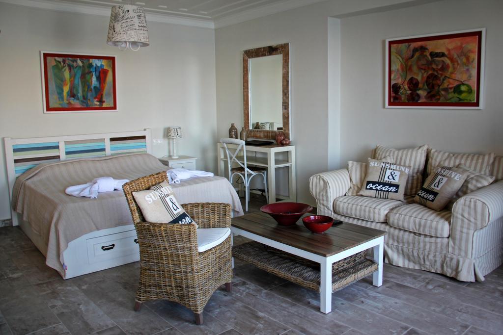 Halkis Muses Villa Bagian luar foto